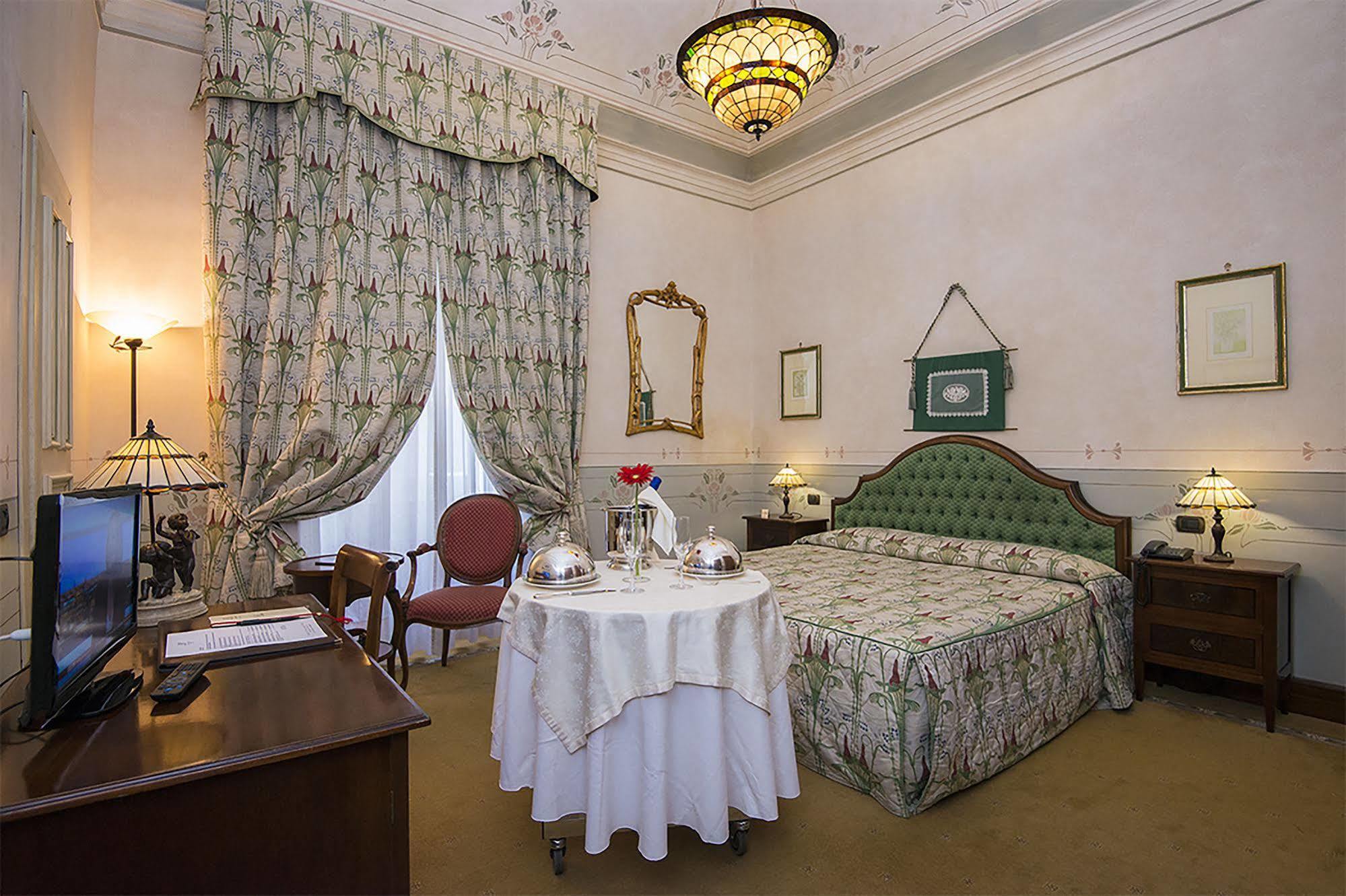 Liberty Hotel Catania-Fontanarossai nemzetközi repülőtér Kültér fotó