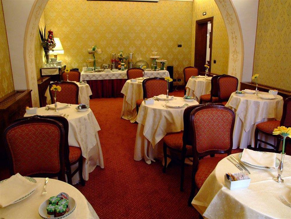 Liberty Hotel Catania-Fontanarossai nemzetközi repülőtér Kültér fotó